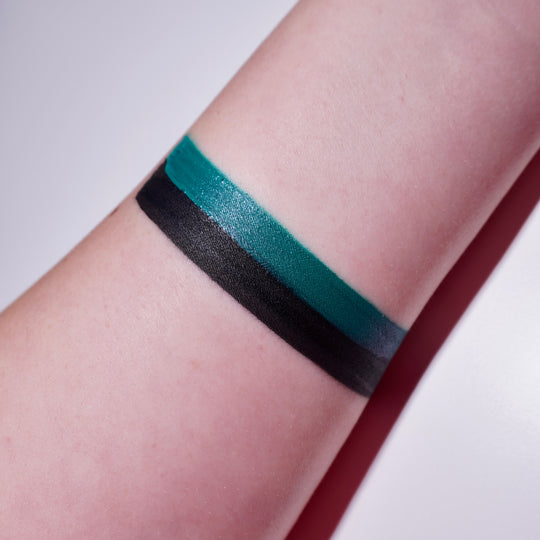 Lantern (Dark Green and Black) Split Liner - Eyeliner - Glisten Cosmetics