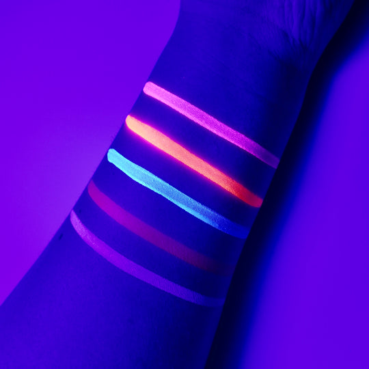 Vibrant (UV) Circle Split Liner - Eyeliner - Glisten Cosmetics