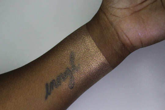 Little Miss "She Never Misses" Simply Put Highlighter Quad - Blend Bunny Cosmetics